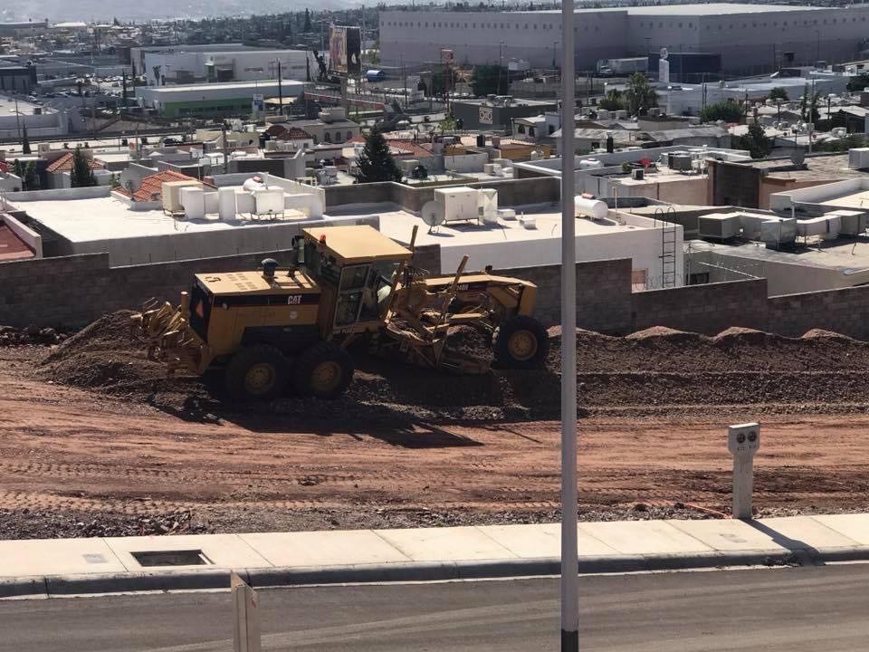 Obra de terracerías en Chihuahua